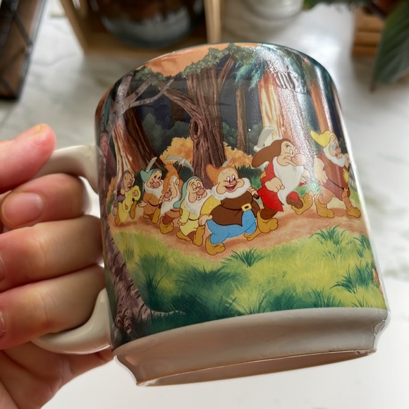 Vintage Disney Snow White And The 7 Dwarfs Coffee Mug - Picture 3 of 5